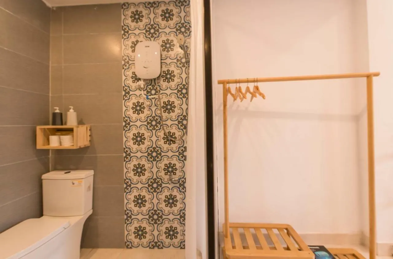 Qq House With Balcony, Near The Beach And Night Market Nha Trang