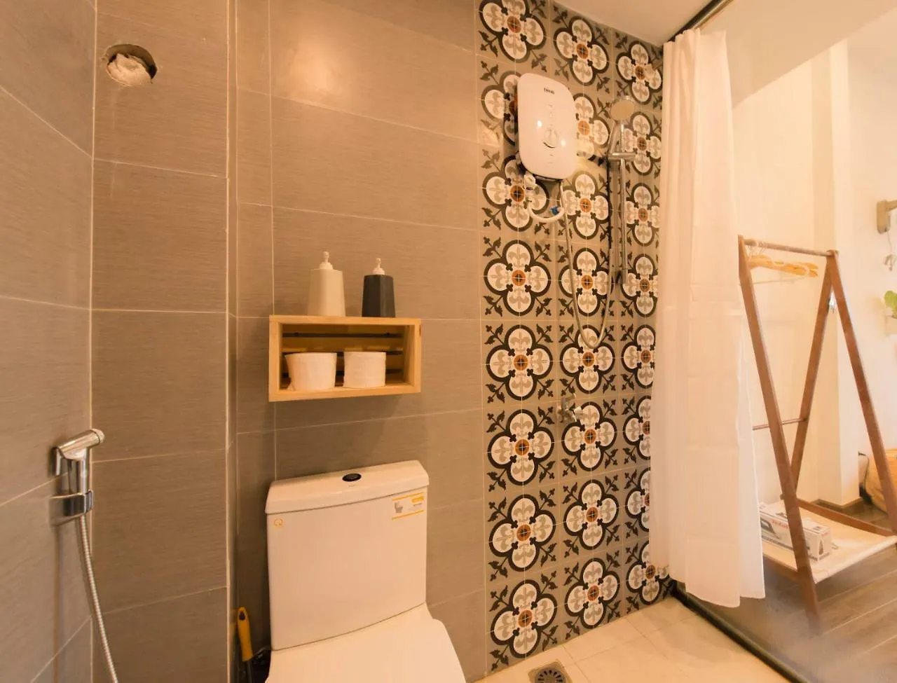Qq House With Balcony, Near The Beach And Night Market Nha Trang